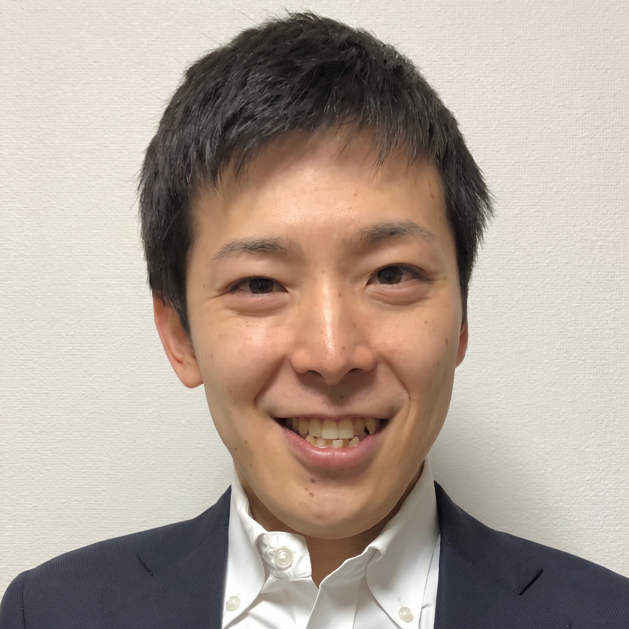 アビタスの要点を押さえた講義や充実した問題演習を活用し、CIAで培った監査知識に不正対策の専門性を加え、実務に生かせる力を養う。