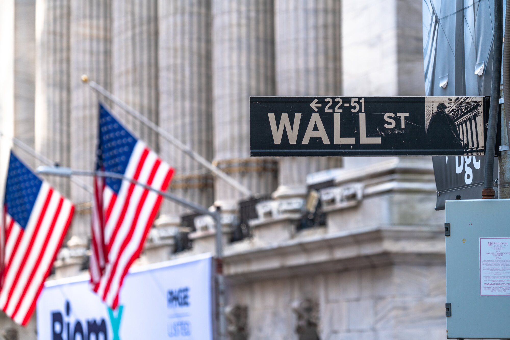 アメリカで就職は難しい？どのようなハードルがある？実現のためにやるべきことを解説！