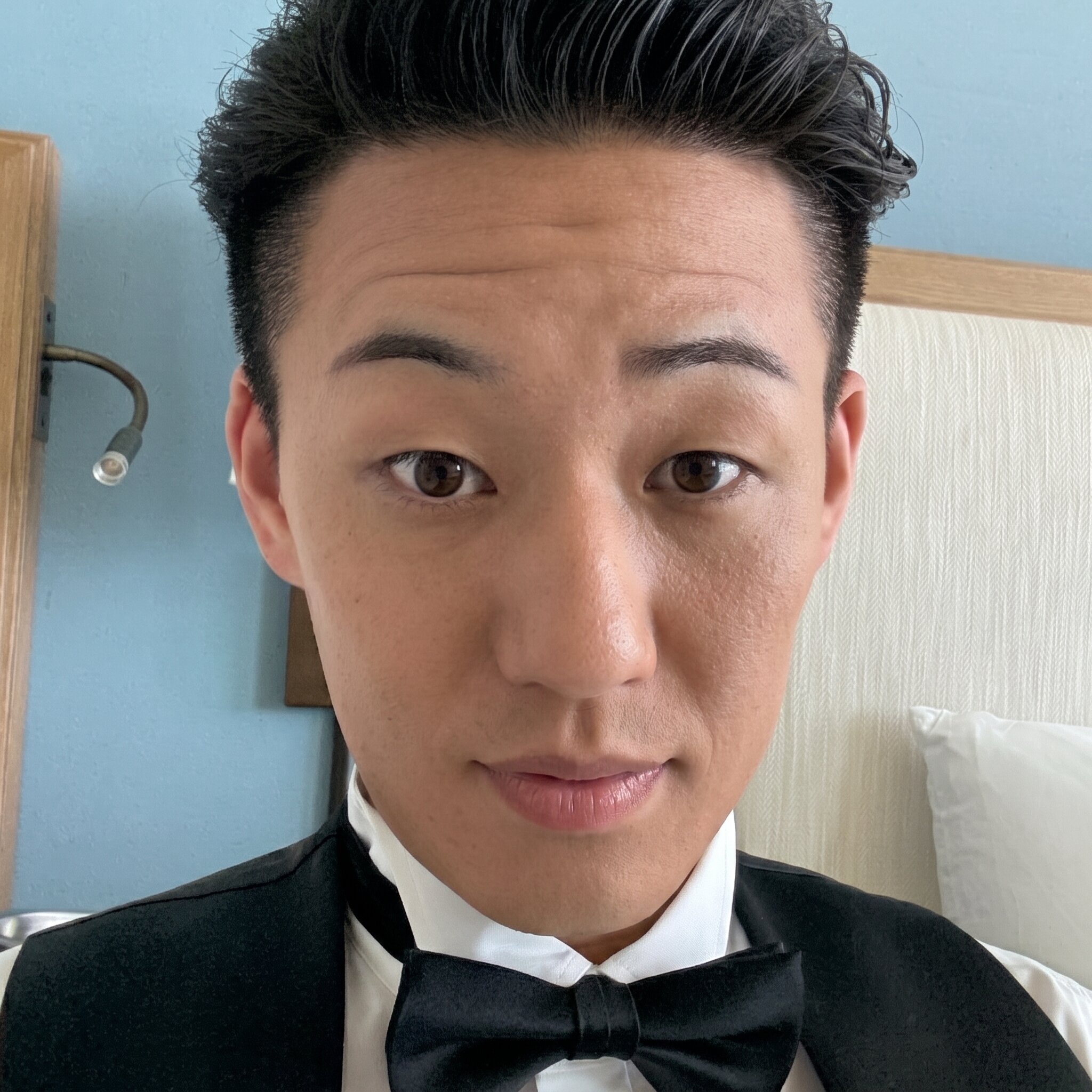 法人融資の経験からUSCPAに挑戦し、会計的思考を習得。金融から人材業界への転職も実現し、異なる分野でも活かせる専門性と自信を得ることができた。